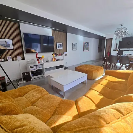 Βίλα Centre Avec Sauna - Jacuzzi - Parking - 5 Etoiles *