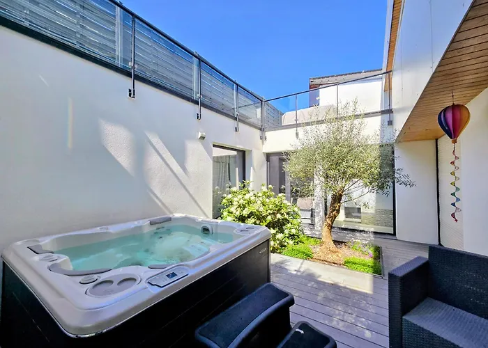 Centre Avec Sauna - Jacuzzi - Parking - 5 Etoiles Ρουέν